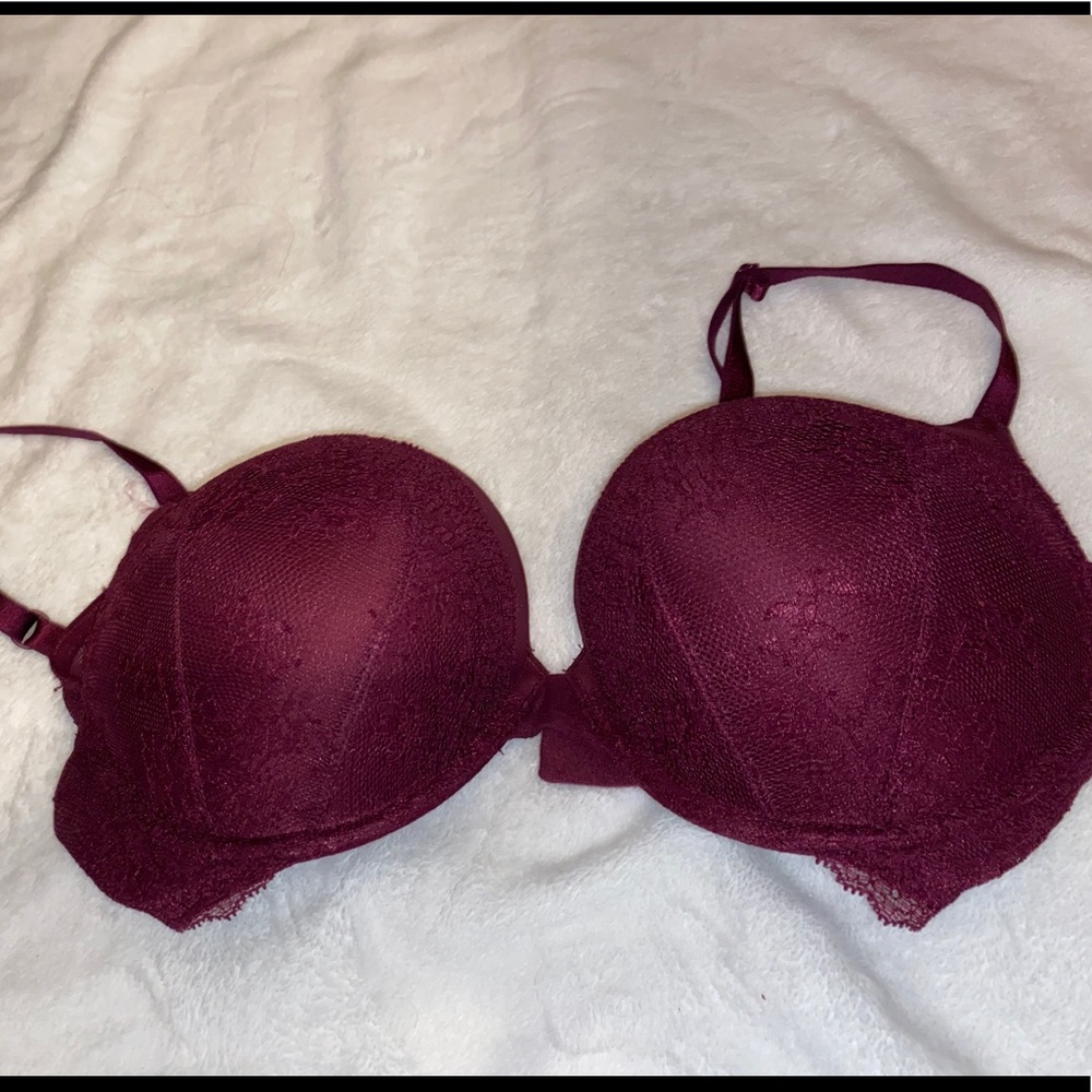 Victoria’s Secret Bombshell Plunge 36C bra